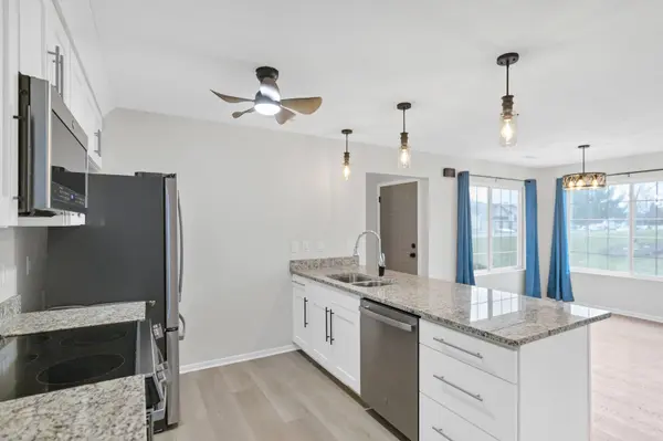 7636 Creek BND #7636, Rockford, IL 61114