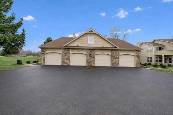 7636 Creek BND #7636, Rockford, IL 61114