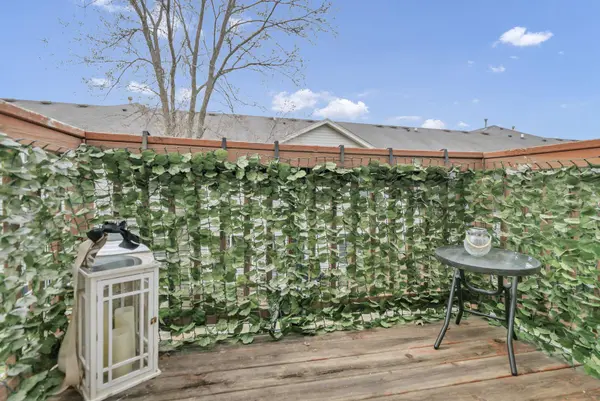 3355 Blue Ridge DR, Carpentersville, IL 60110