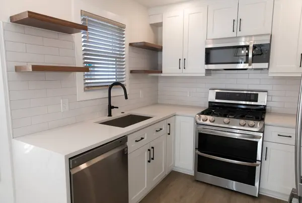 713 Stevens ST #713, Geneva, IL 60134