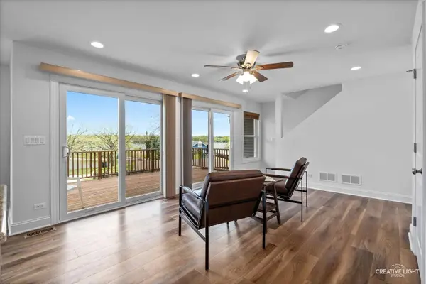 4520 W Shore DR, Wonder Lake, IL 60097