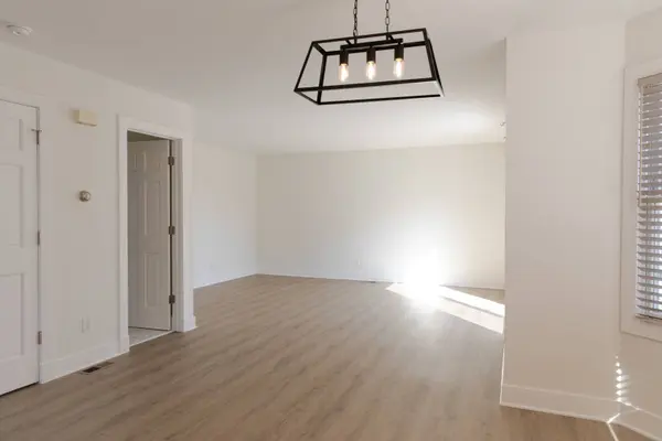 713 Stevens ST #713, Geneva, IL 60134