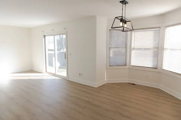 713 Stevens ST #713, Geneva, IL 60134