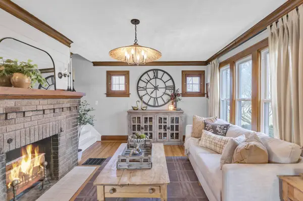 251 Merrill AVE, Loves Park, IL 61111