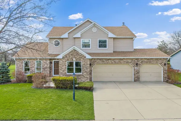 160 Brentwood TRL, Elgin, IL 60120