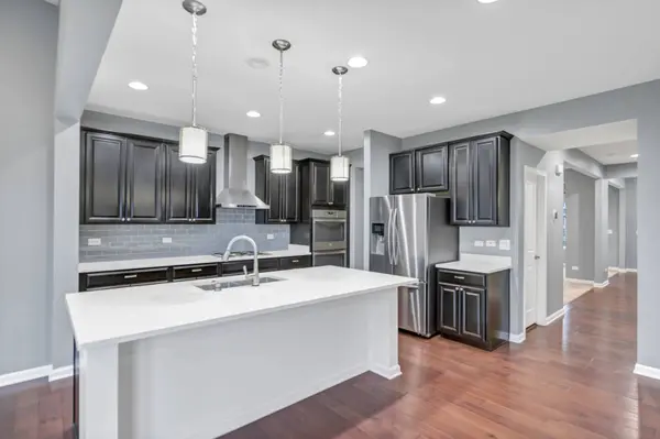 305 Cronin BLVD, Shorewood, IL 60404