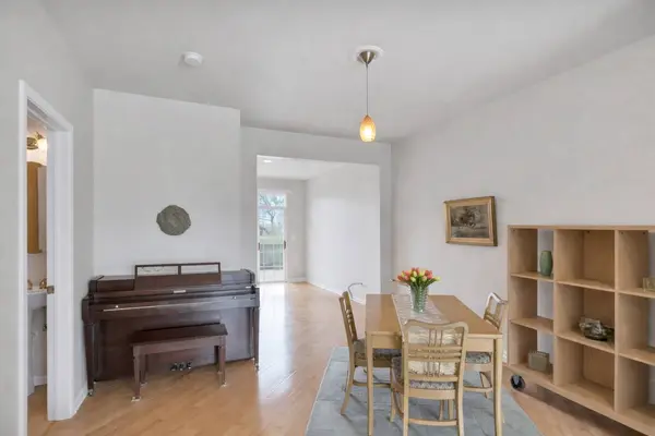 320 W Wood ST, Palatine, IL 60067