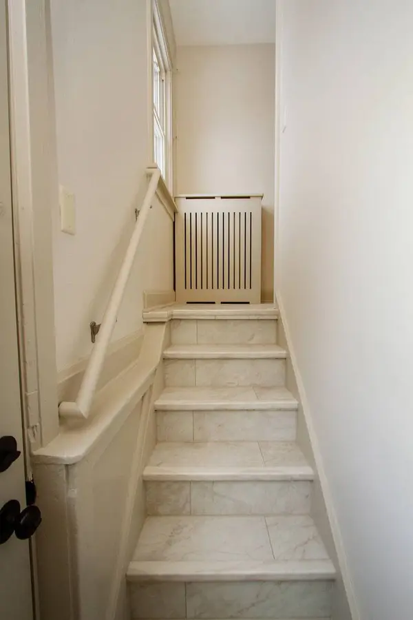 129 W Stimmel ST #1, West Chicago, IL 60185