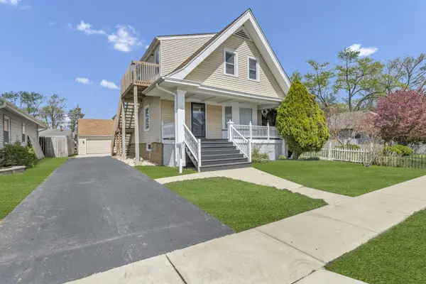 129 W Stimmel ST #1, West Chicago, IL 60185