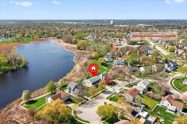 2025 Ivy CT, Schaumburg, IL 60194