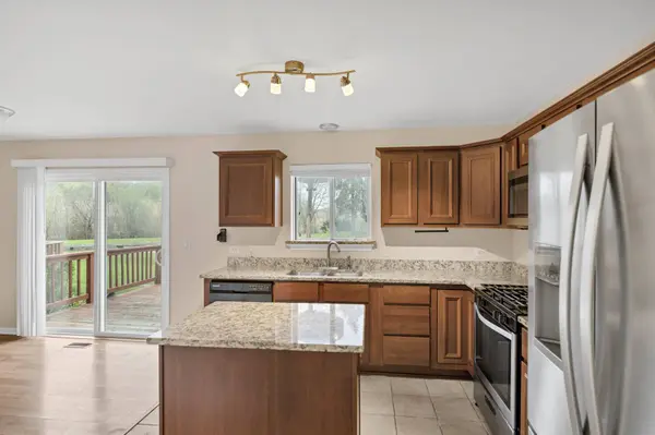 5903 Delaware AVE, Gurnee, IL 60031