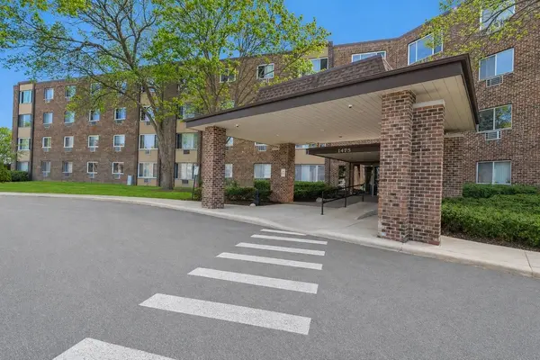 1475 Rebecca DR #310, Hoffman Estates, IL 60169