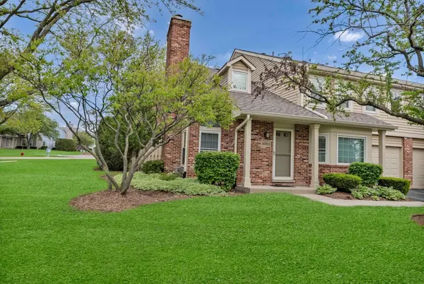 3053 Anton DR, Aurora, IL 60504