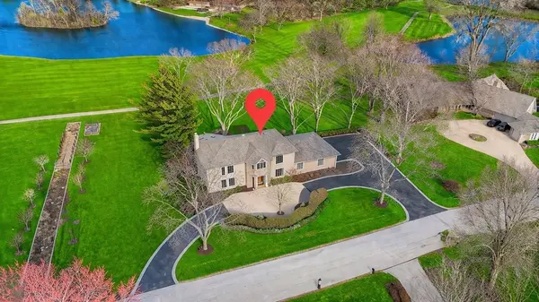 2321 Coach RD, Long Grove, IL 60047
