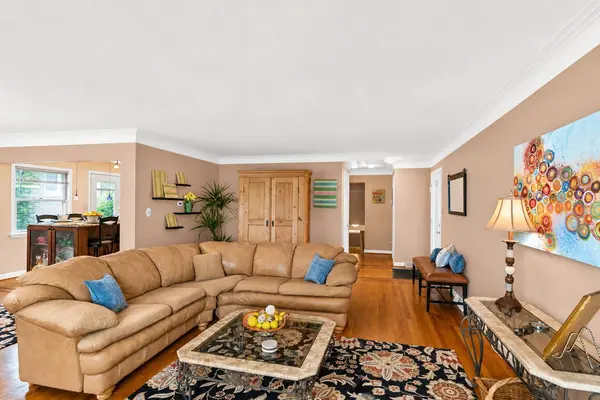 9120 Karlov AVE, Oak Lawn, IL 60453
