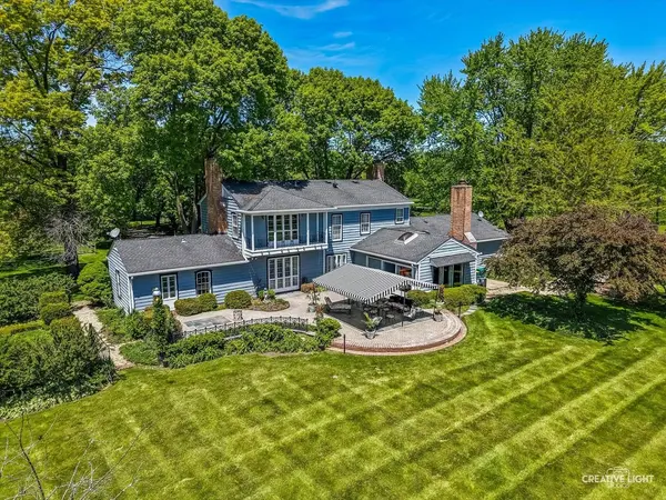 33W451 Surrey RD, Wayne, IL 60184