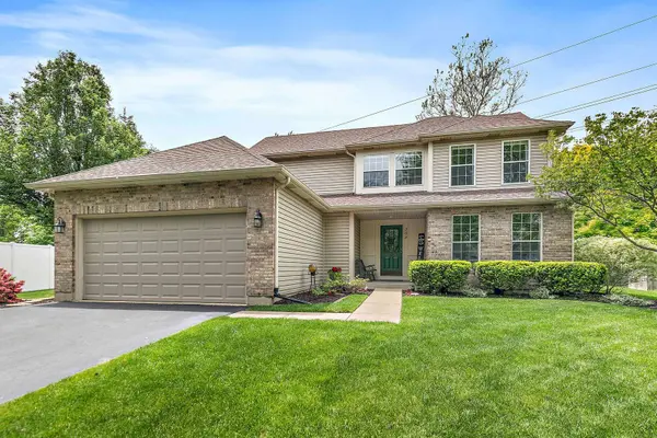 204 Dickens TRL, Elgin, IL 60120