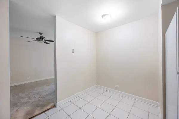 1605 E Central RD #106A, Arlington Heights, IL 60005