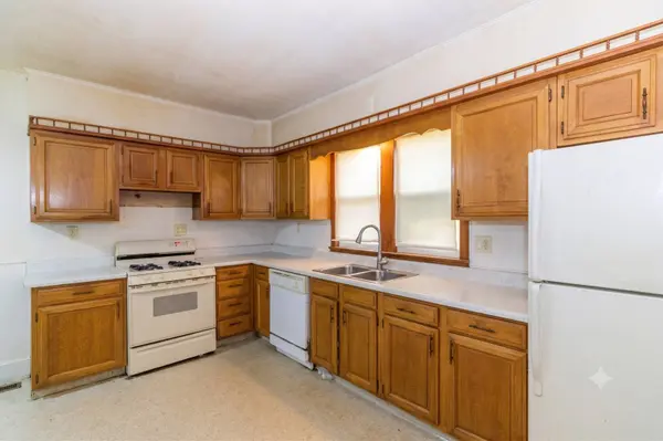 514 Locust ST, Elgin, IL 60123