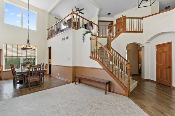 1871 Cooper LN, Algonquin, IL 60102