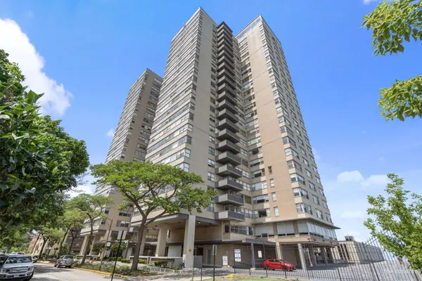 6301 N Sheridan RD #19N