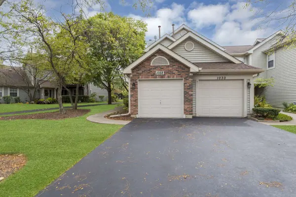 1028 Rockport DR, Carol Stream, IL 60188