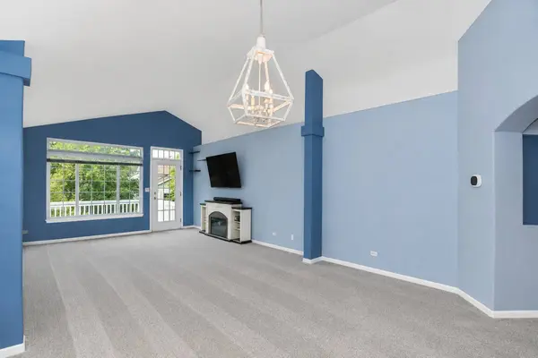 31802 Mccormick LN #31802, Warrenville, IL 60555