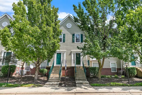 1095 VILLAGE CENTER Pkwy #5, Aurora, IL 60506