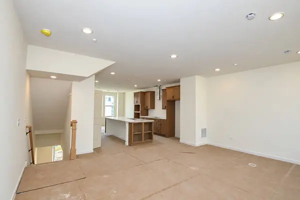 1711 Pratt CT #24166, Hoffman Estates, IL 60192
