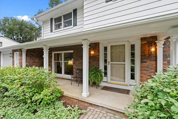 19N140 Felsmith RD, Hampshire, IL 60140