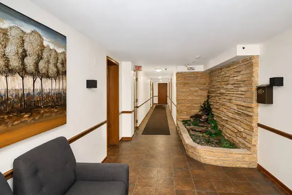 6490 N Northwest HWY #5F, Chicago, IL 60631