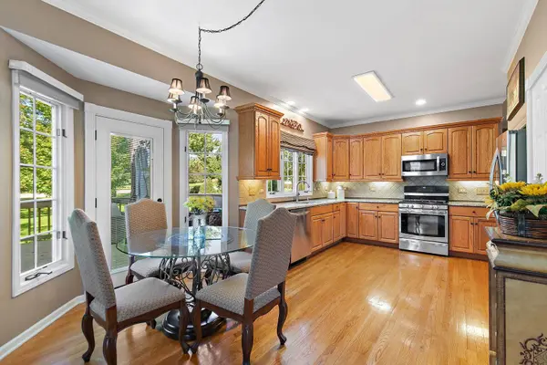 924 Merrill New RD, Sugar Grove, IL 60554