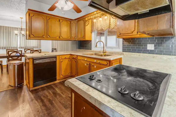 508 N Metropolitan AVE, Waukegan, IL 60085