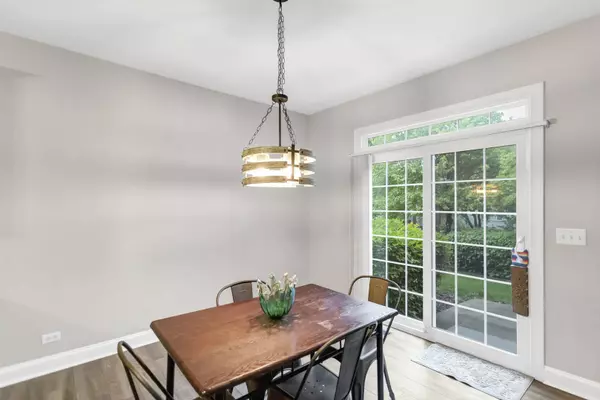 2451 Stonegate RD #2451, Algonquin, IL 60102