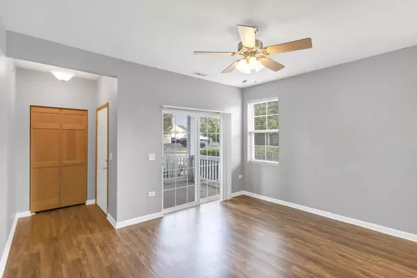 2215 Aurora DR #1, Pingree Grove, IL 60140