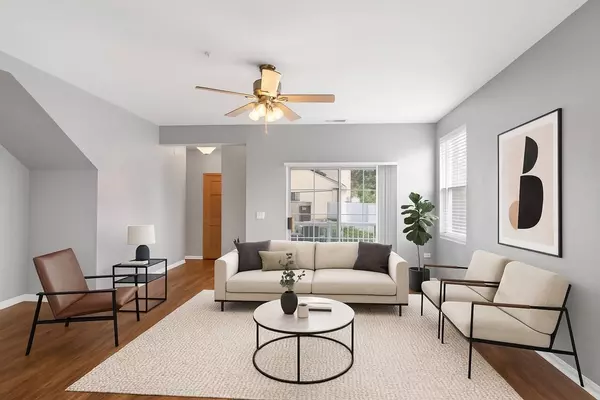 2215 Aurora DR #1, Pingree Grove, IL 60140