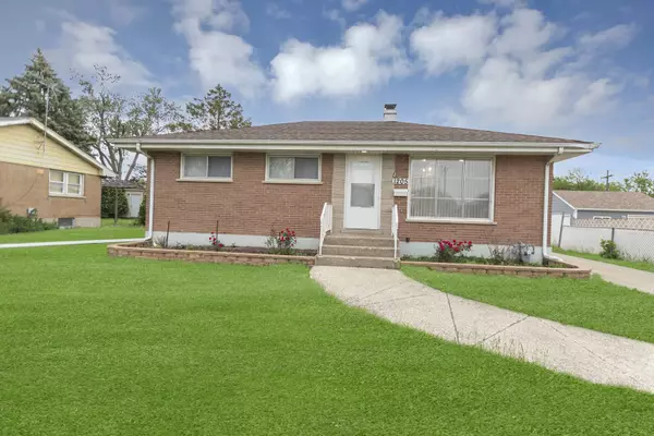 1205 N Irving AVE, Berkeley, IL 60163