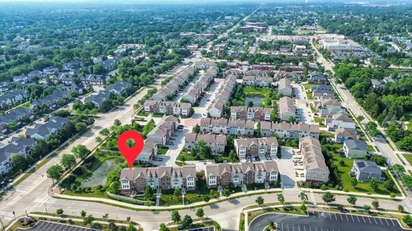 7 Bethel LN, Schaumburg, IL 60194