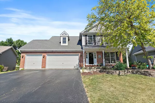 105 Devonshire DR, Dekalb, IL 60115