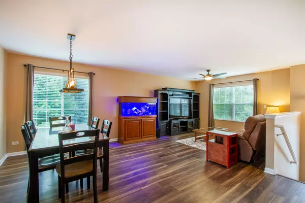 1670 Windward DR, Pingree Grove, IL 60140