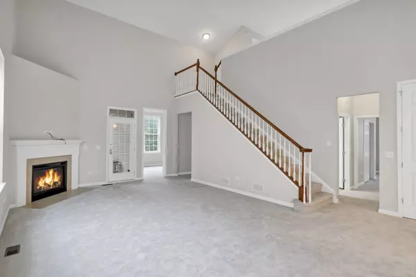 3848 Valhalla DR, Elgin, IL 60124