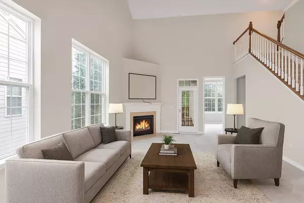 3848 Valhalla DR, Elgin, IL 60124