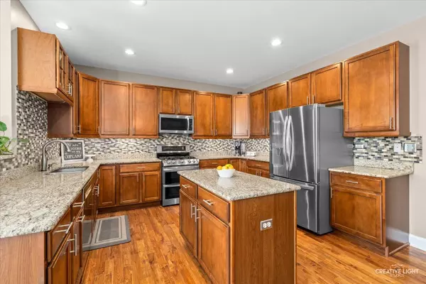 3468 Gallant Fox DR, Elgin, IL 60124