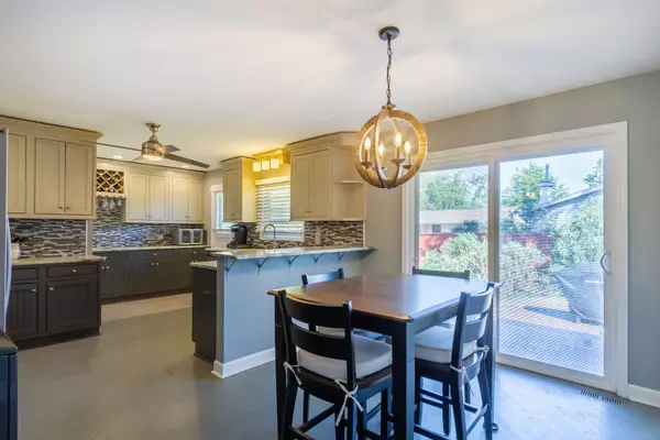 248 Clearmont DR, Elk Grove Village, IL 60007