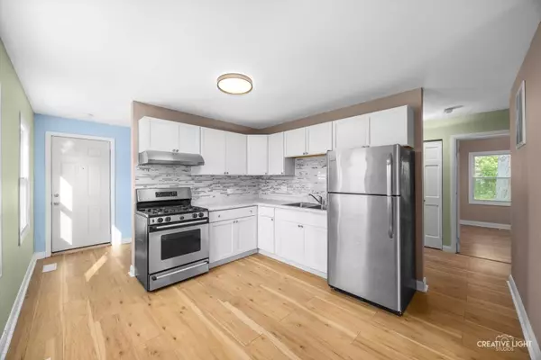 1806 E Sauk TRL, Sauk Village, IL 60411