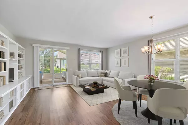 11773 Wildrose DR, Huntley, IL 60142