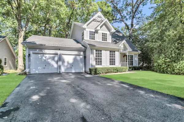 6 Dartmouth CT, Streamwood, IL 60107