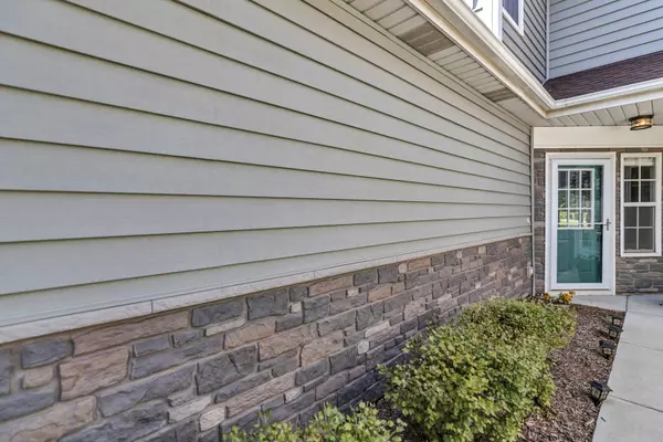 1300 Cranbrook DR #1300, Schaumburg, IL 60193