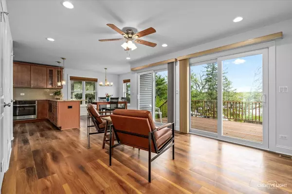 4520 W Shore DR, Wonder Lake, IL 60097