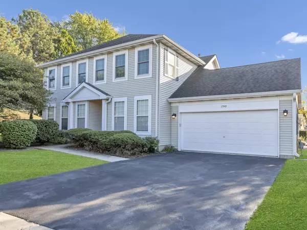 1949 Blackberry LN #1949, Hoffman Estates, IL 60169